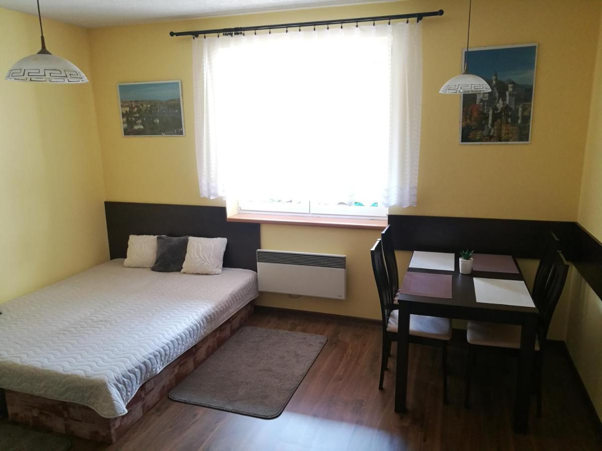 Apartman 66 V Tichej Lokalite Liptovský Mikuláš Eksteriør billede